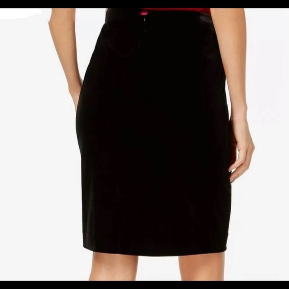 🆕🛍️Halogen Ela Suit Skirt NWT $69🎬 - Picture 2 of 4